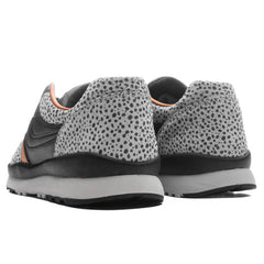 Air Safari Electric - Black/Monarch/Light Iron Ore