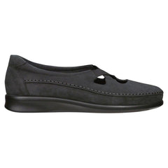 Women's Crissy Slip On Loafer in Nero Wide
