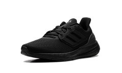 Pureboost 23 "Core Black" IF2375