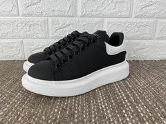 Oversized Black White