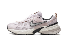 V2K Run Wmns"Platinum Violet" FN6703 001