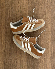 Gazelle Indoor