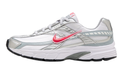 Initiator WMNS "White / Metallic Silver / Mist Blue / Cherry" 394053 101