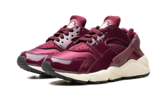 Air Huarache WMNS"BEETROOT" DQ8584 600