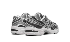 Gel-1130 GS "Carrier Grey Pure Silver" 1204A169 020