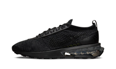 Air Max Flyknit Racer "Triple Black" FD2764 001