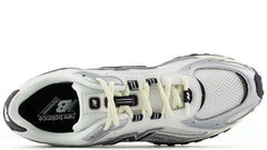 204L Silver Metallic Black